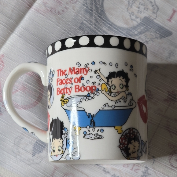 Betty Boop Coffee Mug - Picture 8 of 8